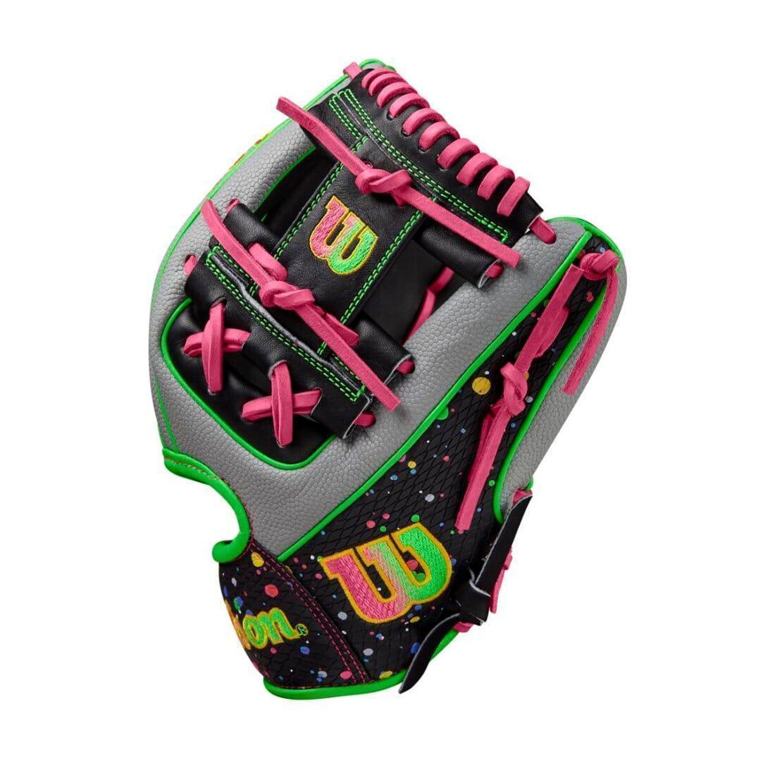 2024 Winter Wilson A2000 1786 11.5" Infield Baseball Glove: WBW102523115 - Image 3