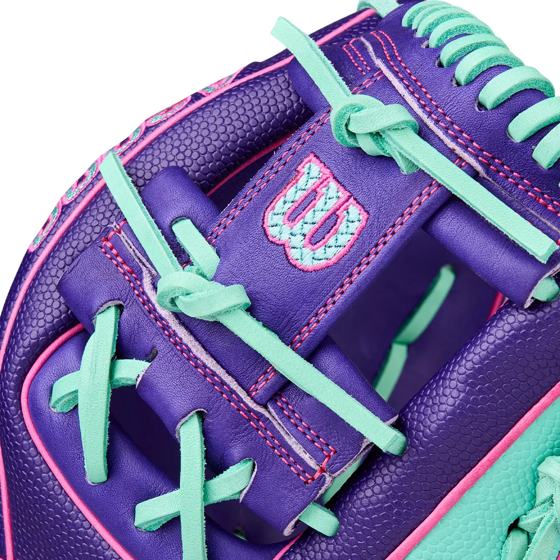 Wilson A2000 DP15SS 11.5" Winter Collection Baseball Glove: WBW103941115 - Image 9