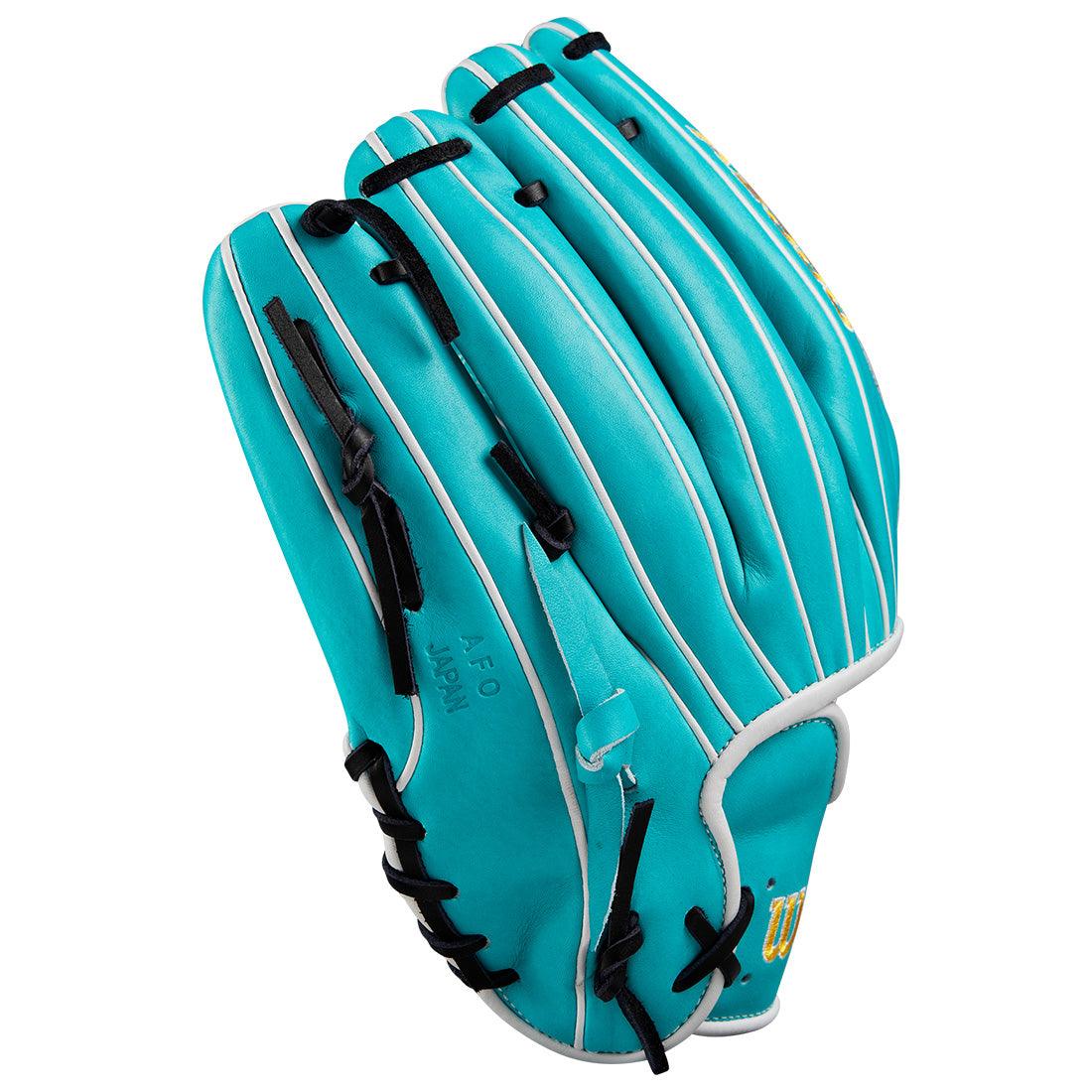 Wilson A2000 SA17 12" Spring Collection Pitcher's Baseball Glove: WBW10255012 - Image 10
